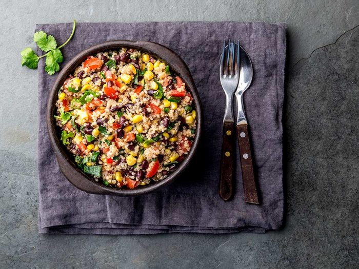Quinoa-Salad-with-Black-Beans-and-Veggies
