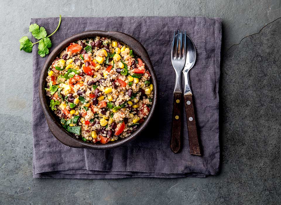 Quinoa-Salad-with-Black-Beans-and-Veggies
