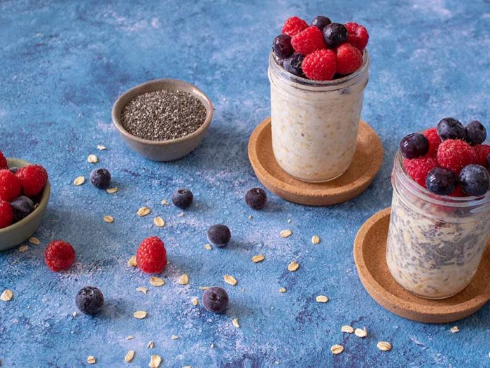 Mixed Berry Chia Overnight Oats
