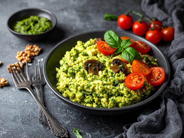 tofu scramble with pesto tofu scramble with pesto